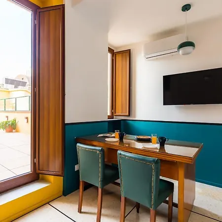 Apartment Piazza Municipio By Wonderful Italy